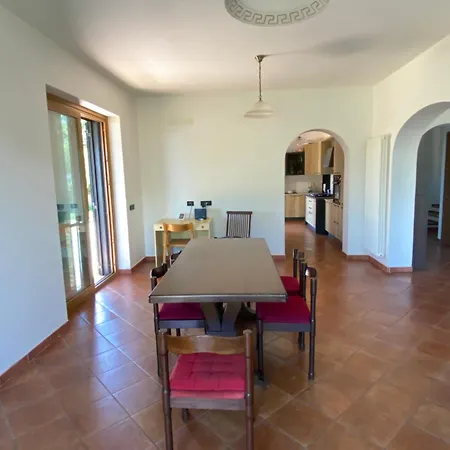 Villa La Terrazza Sul Castello Itri